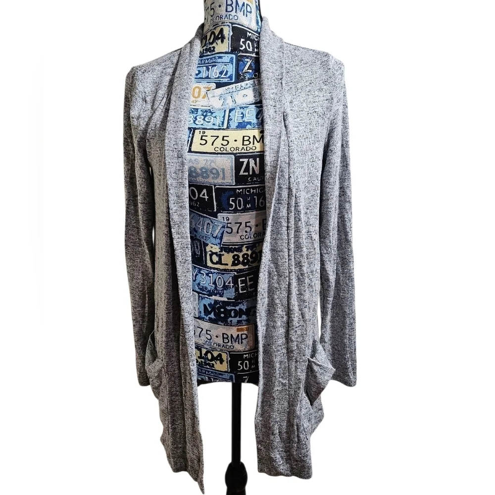 NEW It's Our Time Gray Open Cardigan Sweater Medium - Picture 1 of 7
